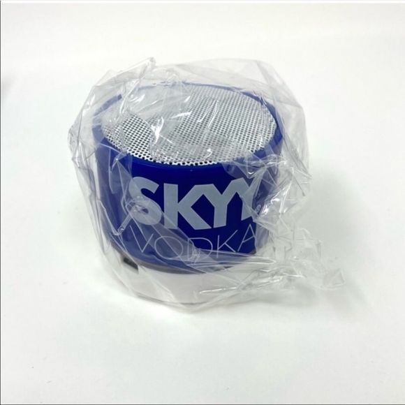 🆕 3/$15 Skyy Vodka Bluetooth Speaker - Picture 3 of 5